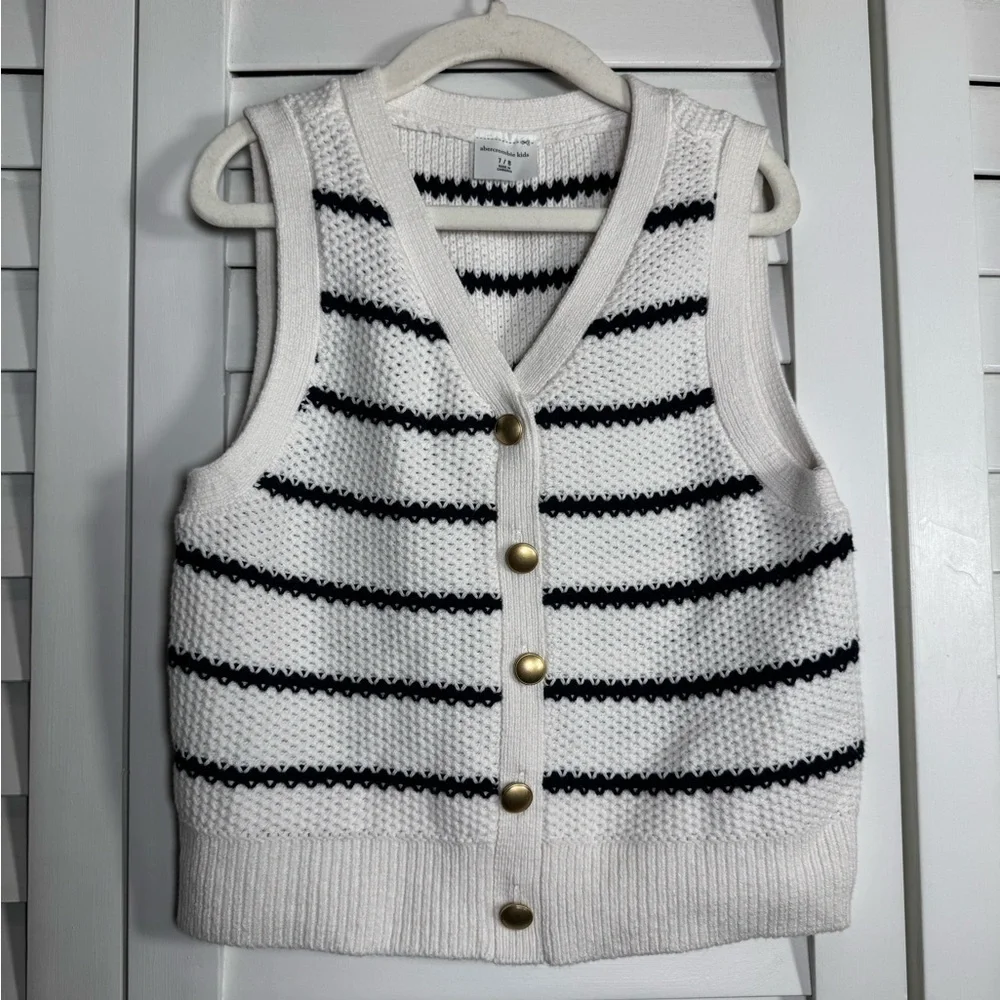 Abercrombie & Fitch Kids Striped Knit Sweater Vest with Gold Buttons Size 7-8 yr